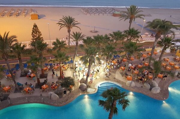 Mediterráneo bay hotel